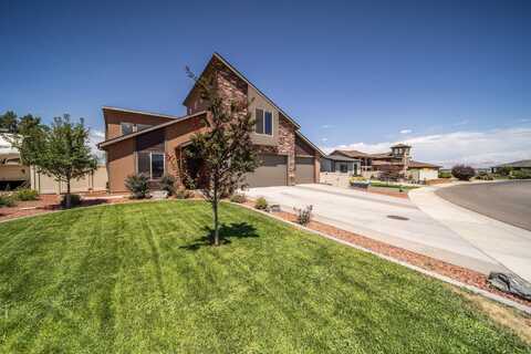 718 Roundup Drive, Grand Junction, CO 81507