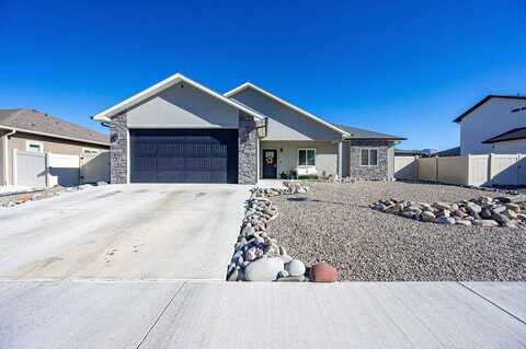 3134 Bevill Avenue, Grand Junction, CO 81504