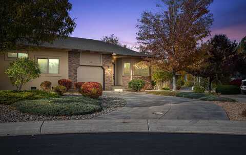 733 Woodridge Court, Grand Junction, CO 81505