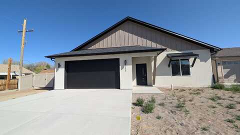 2628 Vicksburg Avenue, Grand Junction, CO 81503
