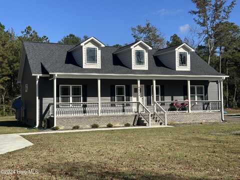 4524 Sharp Point Road, Fountain, NC 27829