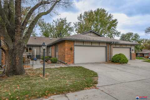 7200 Old Post Road, Lincoln, NE 68506