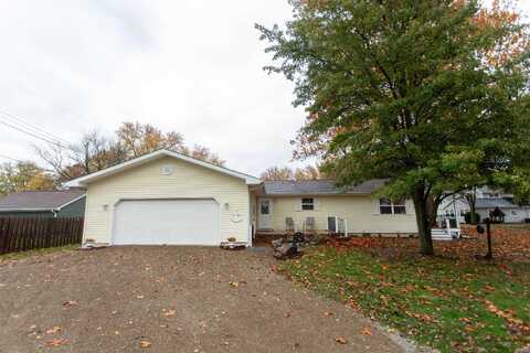 3870 Lakeshore Drive, Bremen, IN 46506