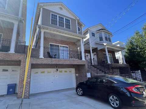 180 W 54TH ST, Bayonne, NJ 07002