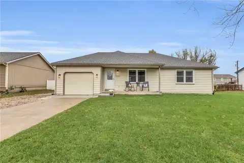 33146 W 89th Street, De Soto, KS 66018