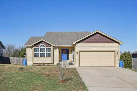 215 Meadowbrook Lane, Wellsville, KS 66092