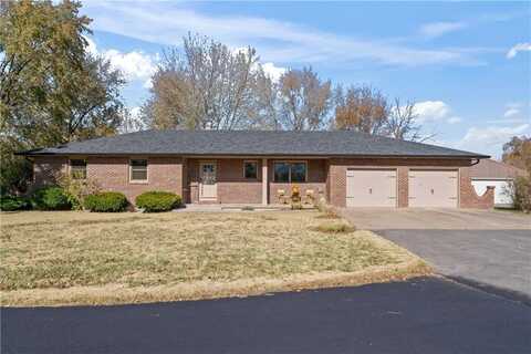 804 E Chippewa Street, Paola, KS 66071