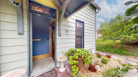 443 Seward St, Lyons, CO 80540