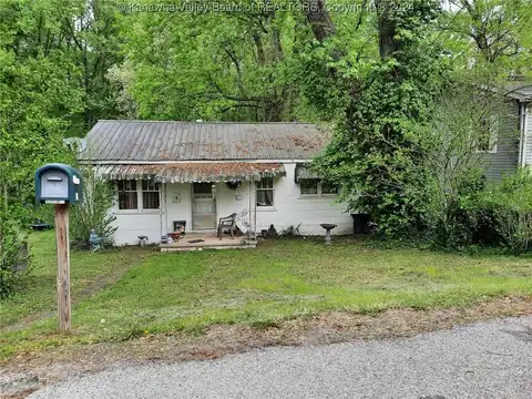 54 3rd Street W, Saint Albans, WV 25177