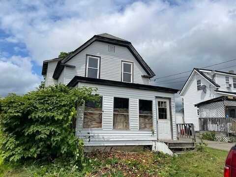 18 Birch Street, East Millinocket, ME 04430