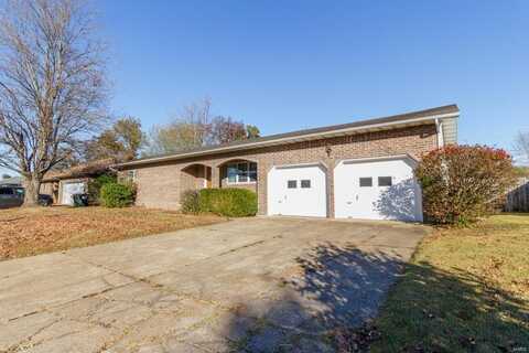 1424 Deadra Drive, Lebanon, MO 65536