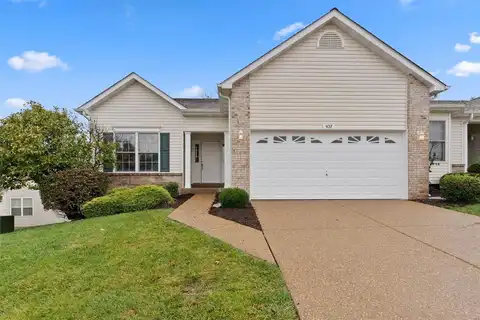 107 Silo Valley Drive, Wentzville, MO 63385