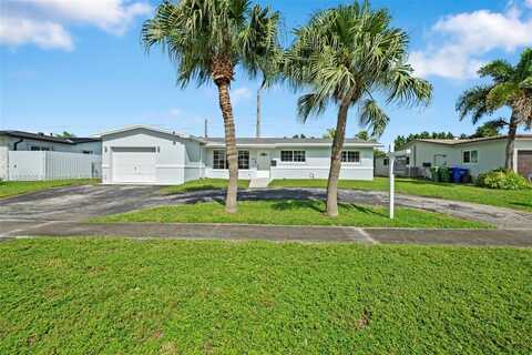 8541 NW 24th Ct, Pembroke Pines, FL 33024