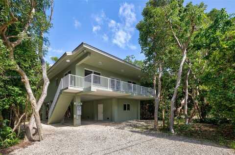 529 Beach Rd, Tavernier, FL 33070