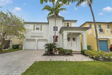 2944 NE 2nd Dr, Homestead, FL 33033