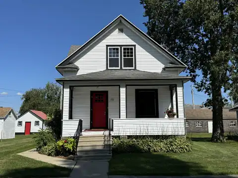 110 Jackson St, Houston, MN 55943