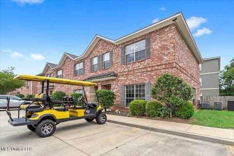 210 Armand Oaks, Ocean Springs, MS 39564