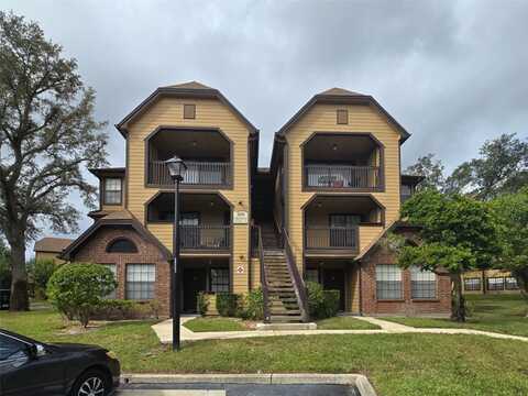 300 LAKEPOINTE DRIVE, ALTAMONTE SPRINGS, FL 32701