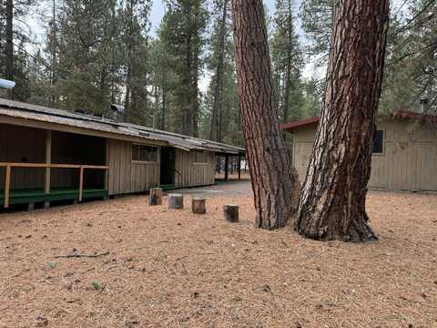 52040 W Deschutes River Road, La Pine, OR 97739