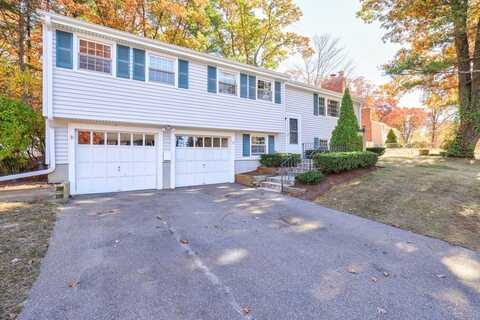 9 Laurel Dr, Hudson, MA 01749