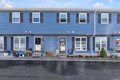 116 Westend Avenue, Freeport, NY 11520