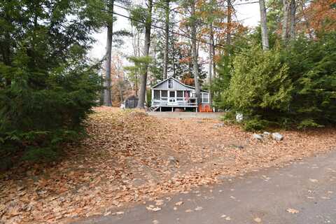 55 Lakeshore Drive, Casco, ME 04015