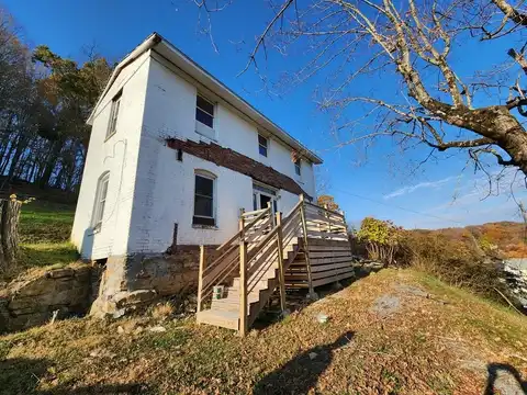 122 Highland Avenue, BLUEFIELD, VA 24605