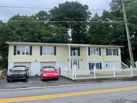 2914 Old Bramwell Road, BLUEFIELD, WV 24701