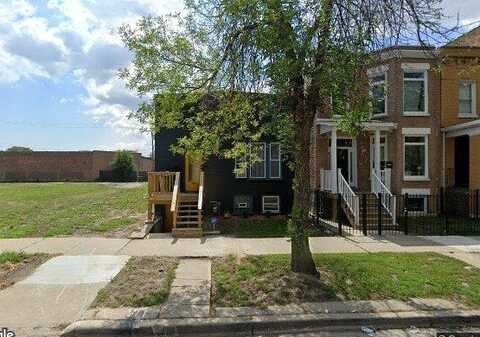 4031 W Van Buren Street, Chicago, IL 60624