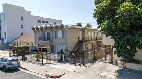 14758 Victory Boulevard, Van Nuys, CA 91411