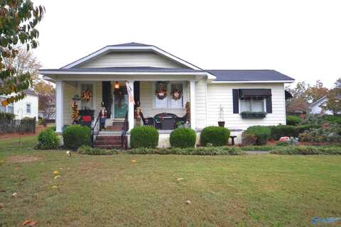 1006 Barkley Street SW, Hartselle, AL 35640