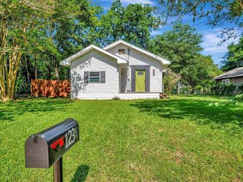 123 Cooper St., Nacogdoches, TX 75964