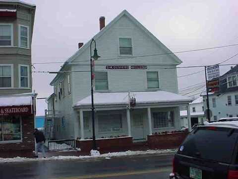 42 West Broadway Street, Derry, NH 03038