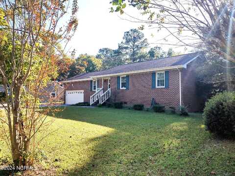 709 Plantation Drive, New Bern, NC 28562