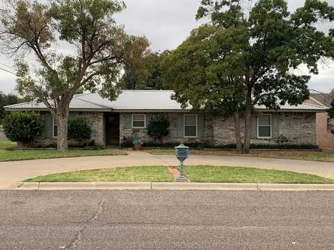 601 NW 14th St, Andrews, TX 79714