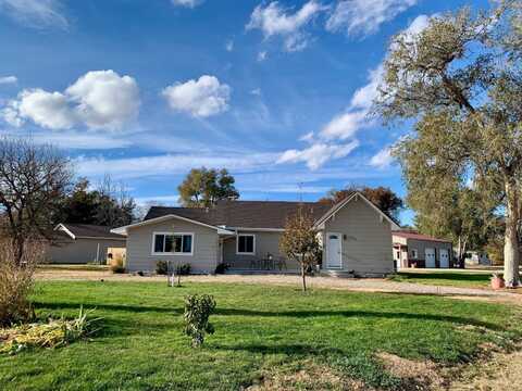 702 Maple, Brule, NE 69127