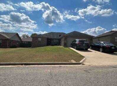 226 Ashford Dr, Russellville, AR 72802