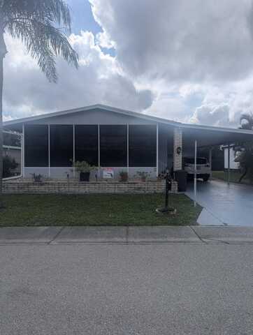 15714 Blue Skies Dr, North Fort Myers, FL 33917