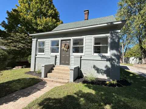 307 W Church St, West Salem, IL 62476