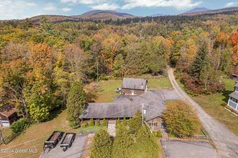 5638 State Route 28N, Newcomb, NY 12852