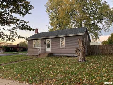 231 W WASHINGTON Street, Mendon, IL 62351