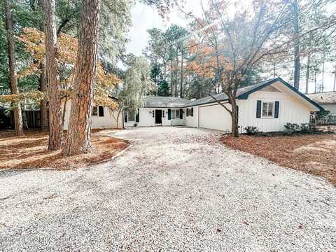 265 Oakmont Circle, Pinehurst, NC 28374