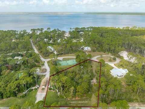 300 Sweet Bay Cir, Eastpoint, FL 32328