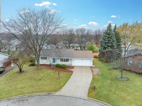 2471 VALLEY HAVEN Lane, GREEN BAY, WI 54311