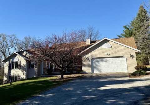 2085 CARDINAL Lane, GREEN BAY, WI 54313