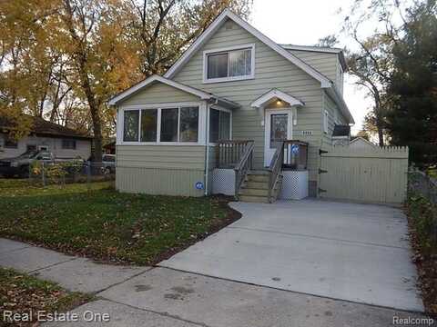 7060 ORCHARD Avenue, Warren, MI 48091