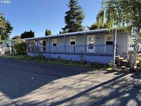 15758 SE HIGHWAY 224, Damascus, OR 97089