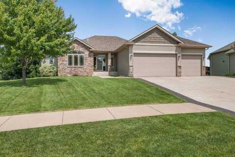 1347 Oakwood Lane, Saint Michael, MN 55341