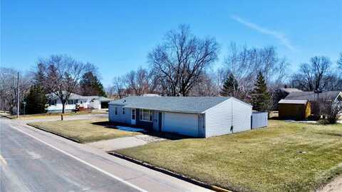 822 Stephens Avenue, Ortonville, MN 56278