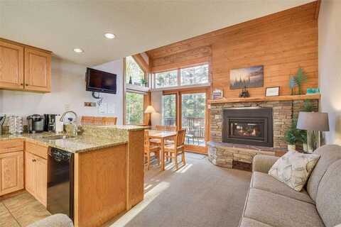 528 Moose Mountain Drive, Lutsen, MN 55615